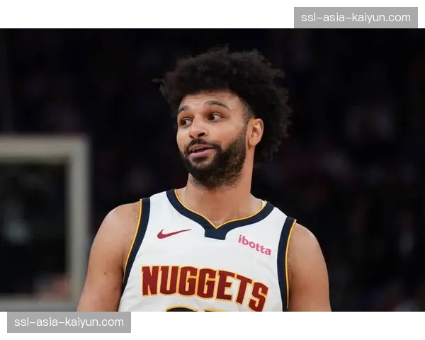 官方：贾马尔·穆雷成功接受膝盖关节镜手术，预计休战4-6周