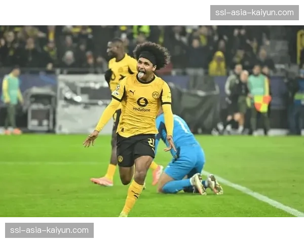 多特蒙德0-1不敌勒沃库森，联赛四连胜遭终结